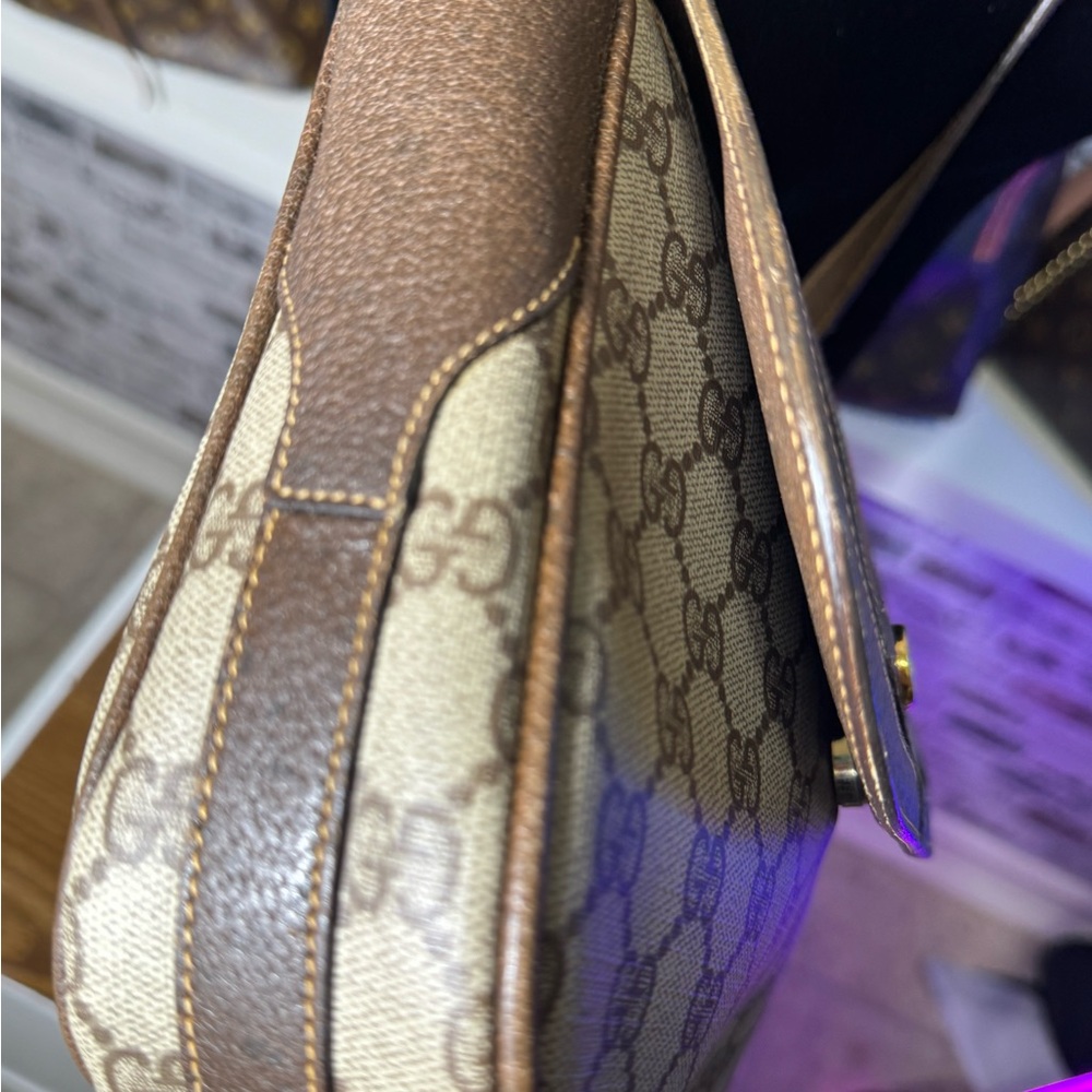 Gucci - Picture 7 of 15
